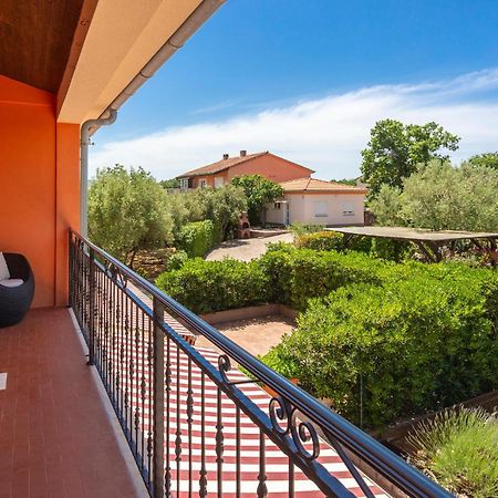 Nice Home In Risika With House Sea View 外观 照片